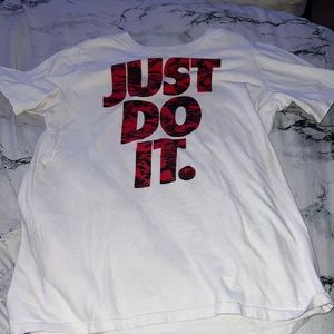 nike tee